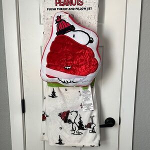 Peanuts Red and White Plush Throw and Pillow Set